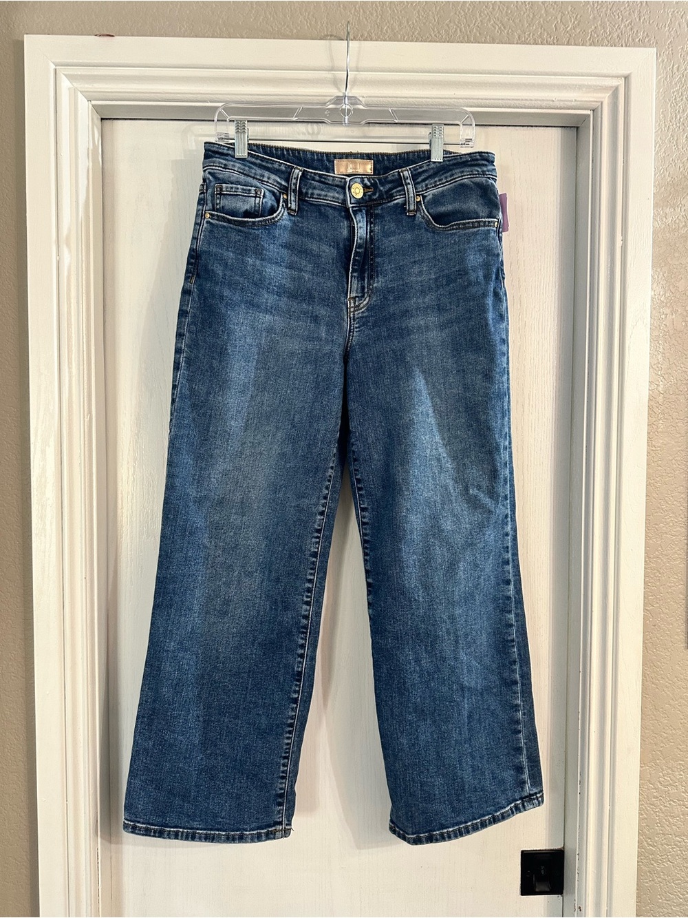 Kut from the Kloth Wide-Leg Jeans in Medium Blue Wash